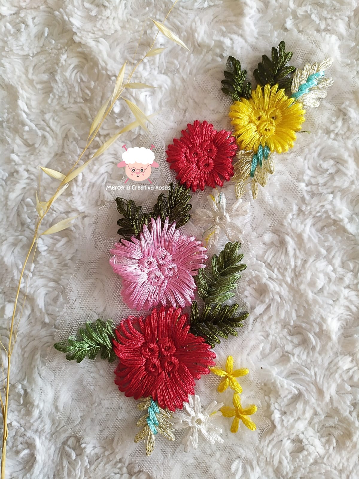 Aplique bordado flores 18 cm