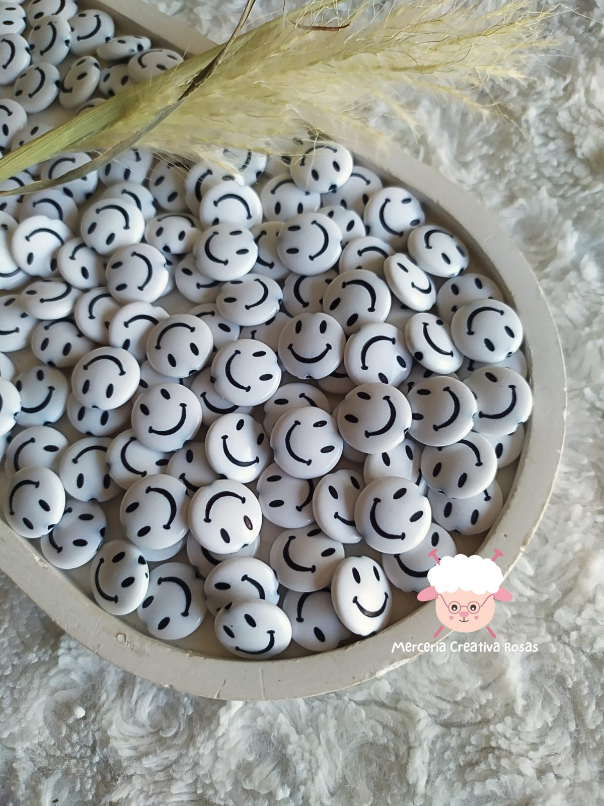 Carita plana blanca y negra